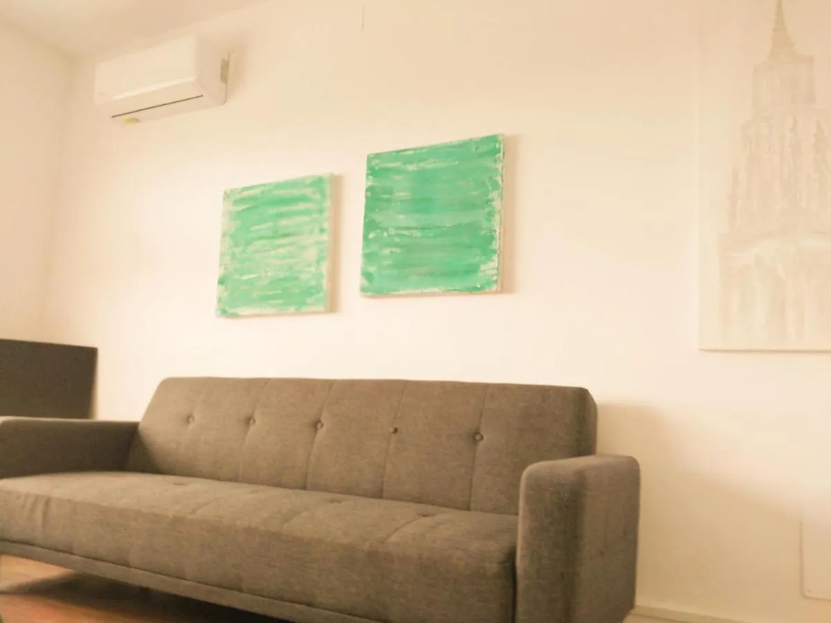 Toletum Low Cost Lofts Diafanos O 2Dormitorios Parking Municipal Gratis Al Aire Libre A 100M Toledo Apartment