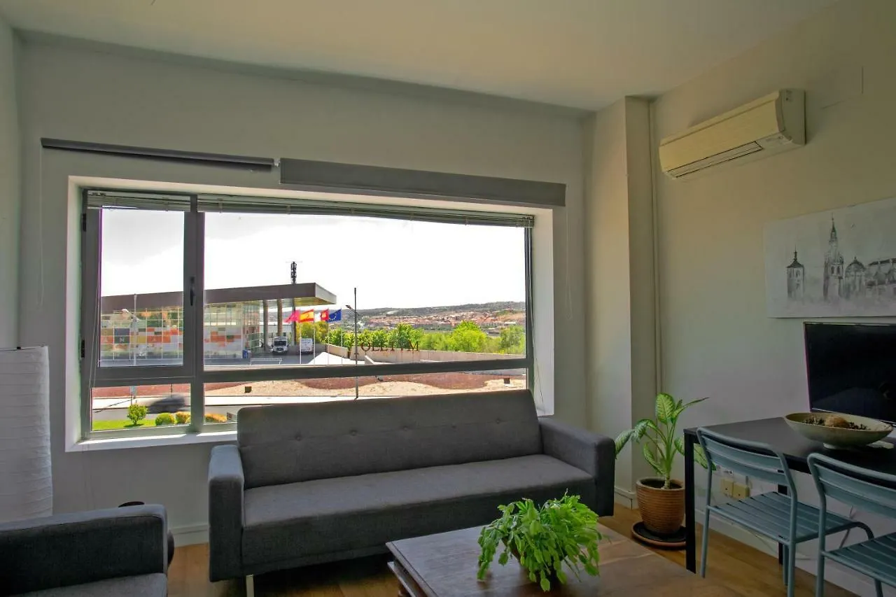 Toletum Low Cost Lofts Diafanos O 2Dormitorios Parking Municipal Gratis Al Aire Libre A 100M 托萊多 公寓