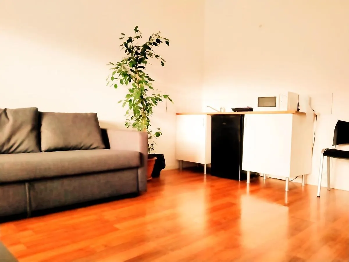 Toletum Low Cost Lofts Diafanos O 2Dormitorios Parking Municipal Gratis Al Aire Libre A 100M Toledo Spain