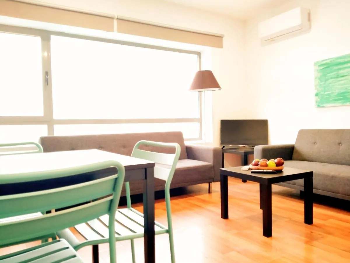 Toletum Low Cost Lofts Diafanos O 2Dormitorios Parking Municipal Gratis Al Aire Libre A 100M Toledo