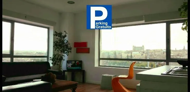 TOLETUM low cost LOFTS diáfanos o 2dormitorios PARKING Municipal Gratis al aire libre a 100m Toledo