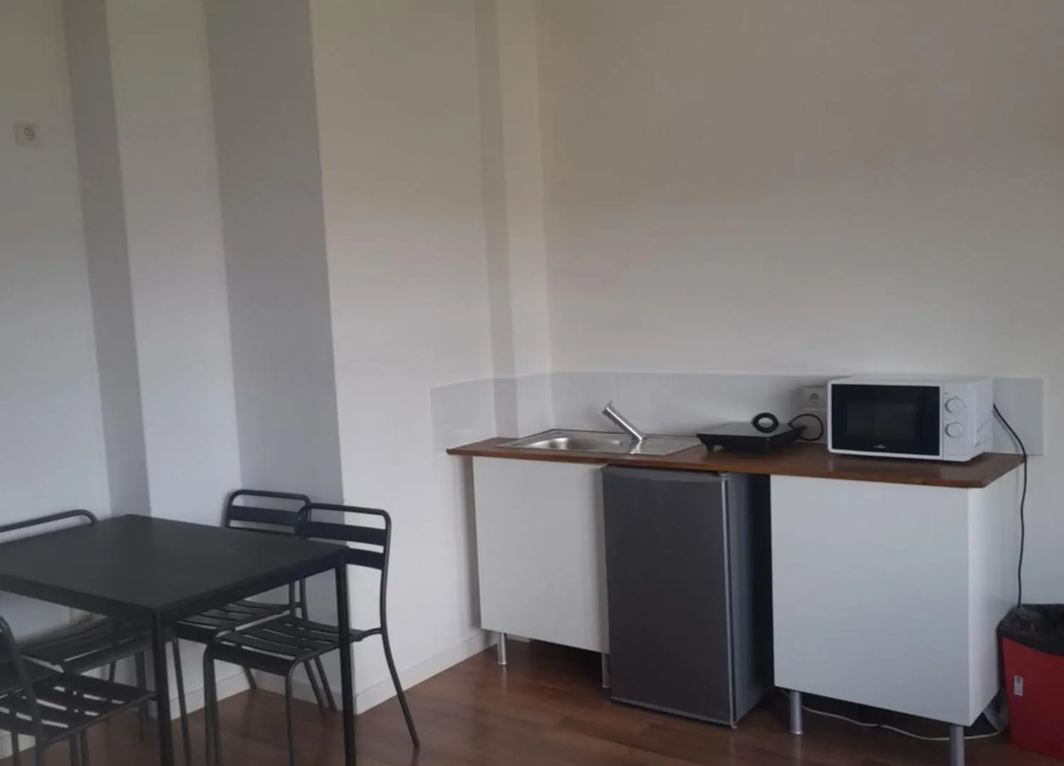 Toletum Low Cost Lofts Diafanos O 2Dormitorios Parking Municipal Gratis Al Aire Libre A 100M Toledo