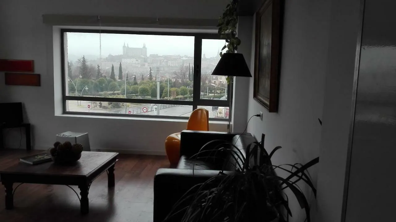 Toletum Low Cost Lofts Diafanos O 2Dormitorios Parking Municipal Gratis Al Aire Libre A 100M Toledo Spain